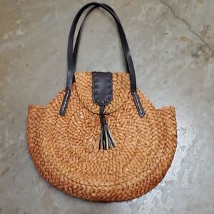 Bay Sky Corn Husk Purse.